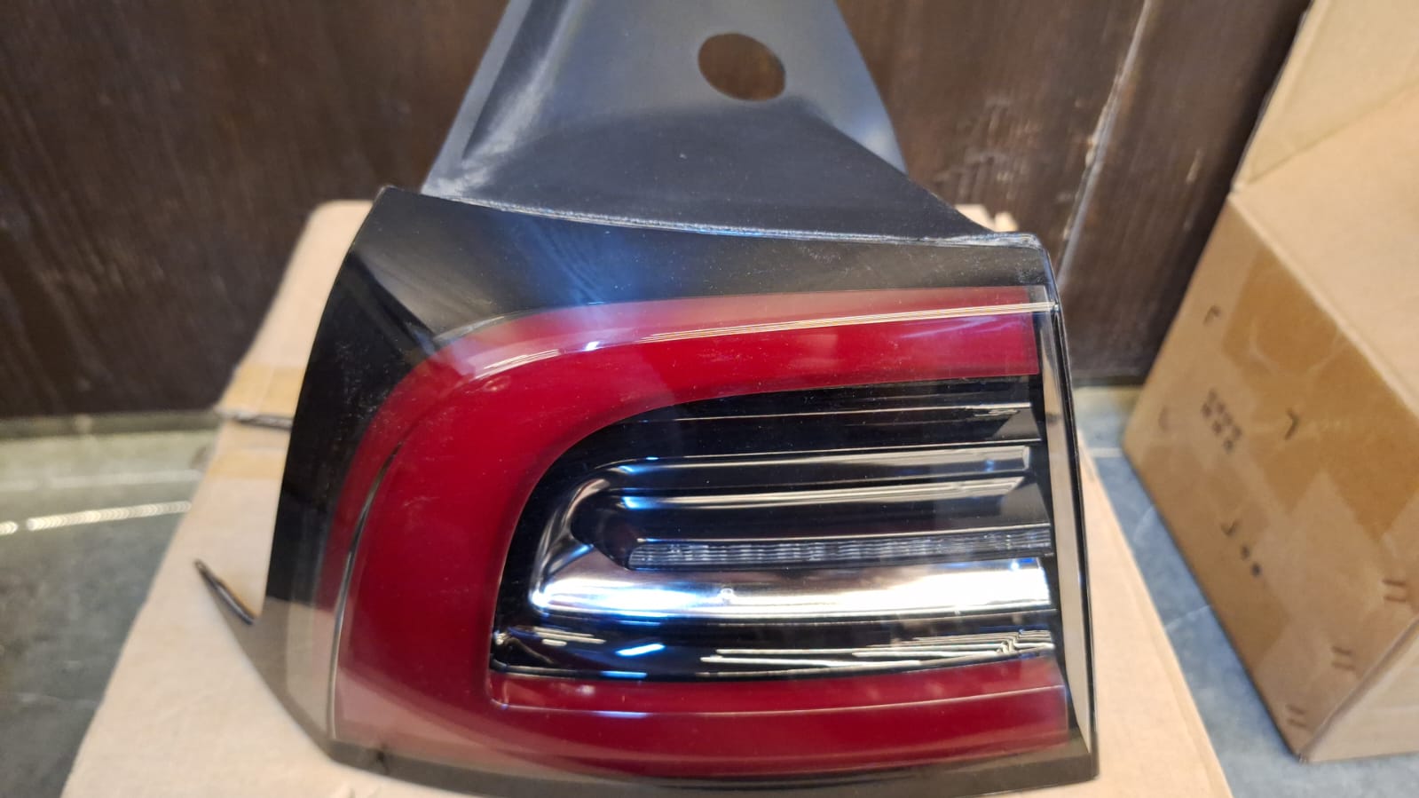 Tail Light Body Tesla Model 3 2021 - image 2