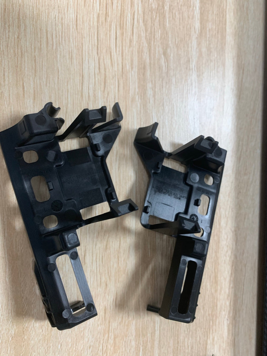 Tesla part photo (1420994-00-B) - Brand New / Right