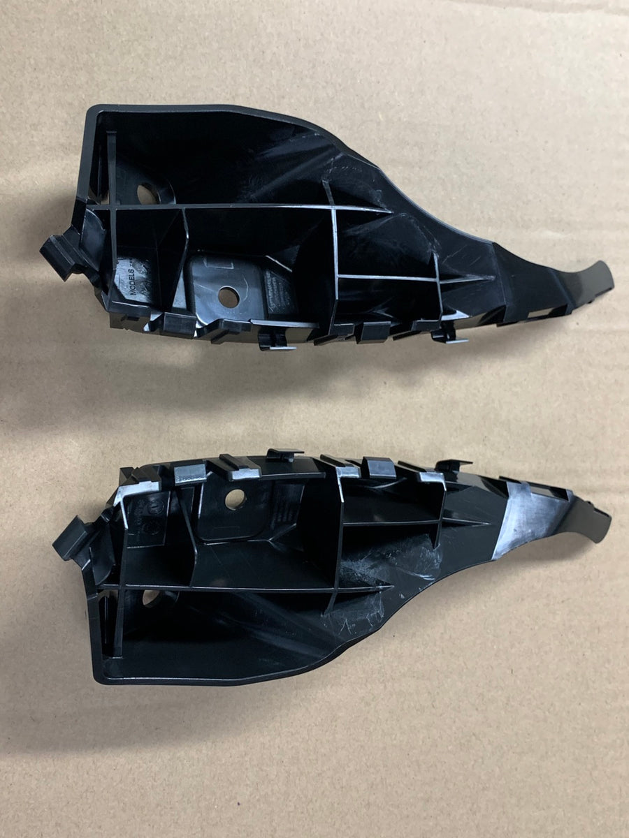 Tesla part photo (1588935-00-E)
