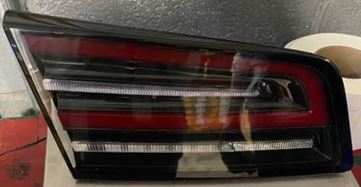 Liftgate Tail Lamp Assembly for Tesla Model S 1613764-00-C, 1613765-00-C - Tesla part photo (1613765-00-C)