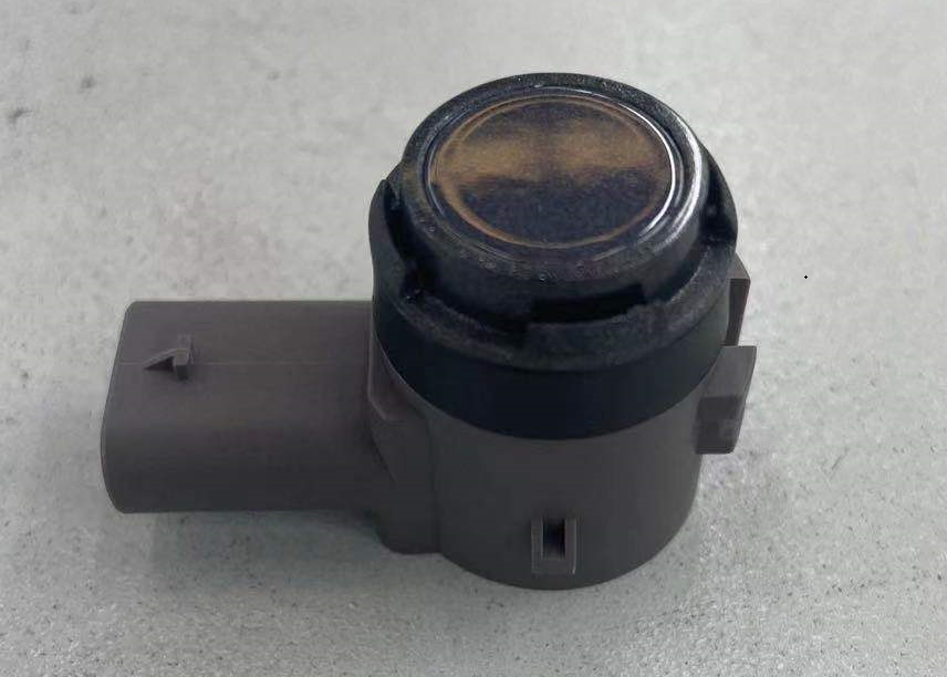 Sensor Bumper for Tesla Model 3 1741485-01-A - Tesla part photo (1741485-01-A)