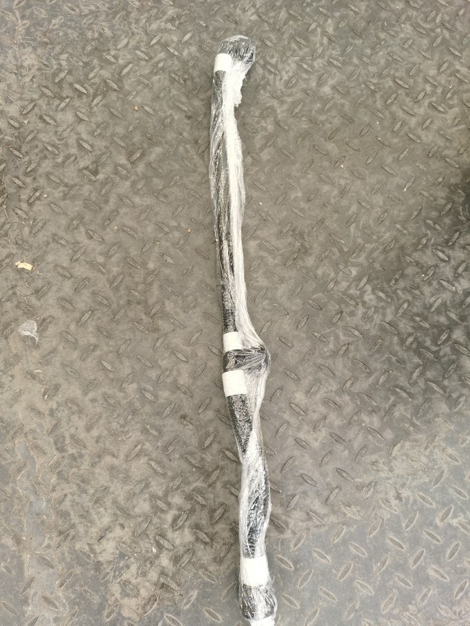 Battery Front Manifold Hose Right for Tesla Model 3 & Model Y 1077576-00-B - Tesla part photo (1077576-00-F)